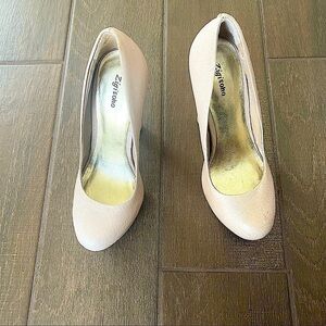 ZIGI SOHO Women’s Taupe Kiera Leather Upper Block Heels Pumps Size 7 5” heel